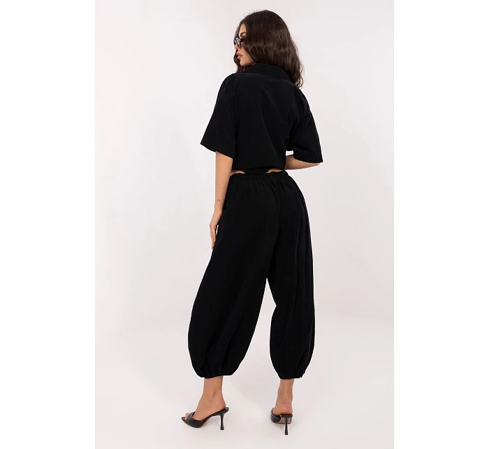 Šnúrové nohavice model 226229 Taliansko Moda