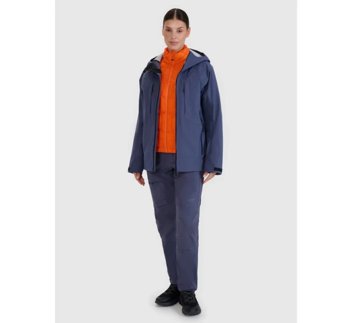 Dámska trekingová bunda 4F 4FWSS25TDJAF531-70S s Primaloft Silver Dámska trekingová bunda 4F 4FWSS25TDJAF531-70S s Primaloft Silver