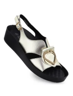 Dámské kožené sandály na platformě zlaté model 21904978 - S.Barski Dámské kožené sandály na platformě zlaté model 21904978 - S.Barski