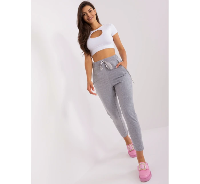 Spodnie EM DR HW 20 model 18761635 szary - FPrice Spodnie EM DR HW 20 model 18761635 szary - FPrice