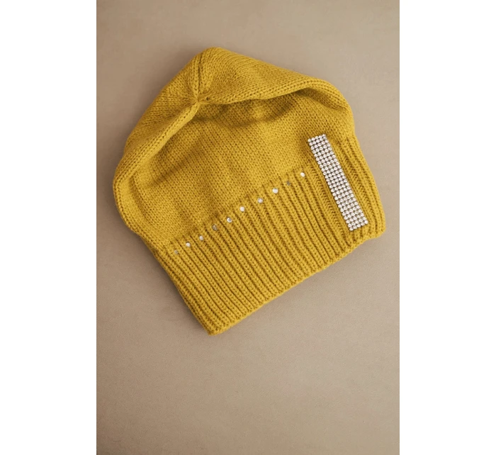 Dámská zimní čepice vlněná s model 21750398 - K-Fashion Dámská zimní čepice vlněná s model 21750398 - K-Fashion