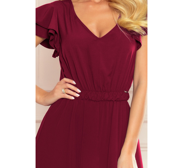 LIDIA - Dlhé dámske šaty vo vínovej bordovej farbe s výstrihom a volánikmi 310-5