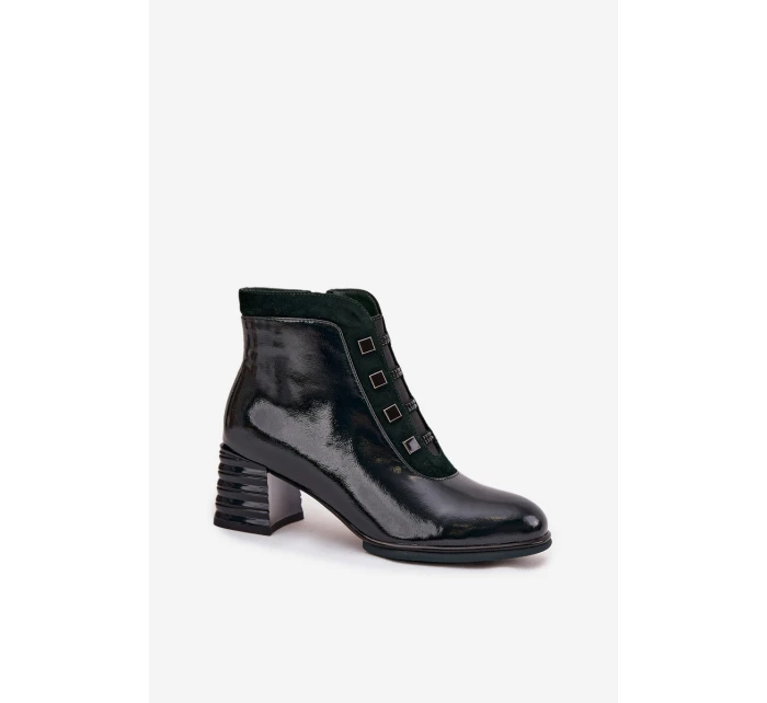 Lakované dámské kotníkové boty z přírodní kůže na podpatku model 21713856 tmavě zelené - D&A