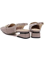 Dámské sandály z lakované kůže béžové Artiker 56C1996