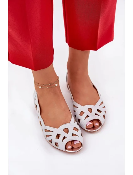 Dámske perforované baleríny Calgis s otvorenou špičkou - strieborné