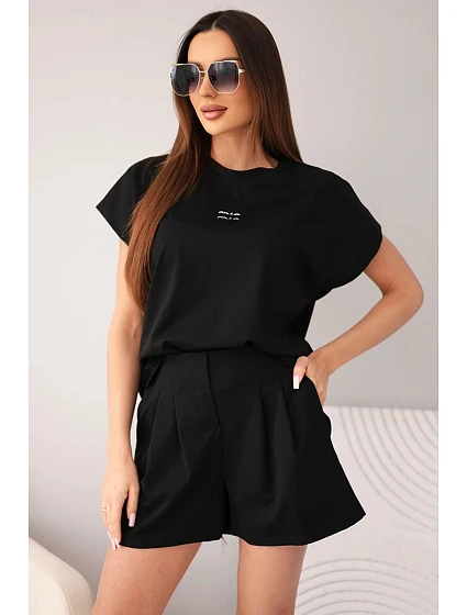Dámský komplet z model 22147944 s halenkou a šortkami se záhyby černý - K-Fashion