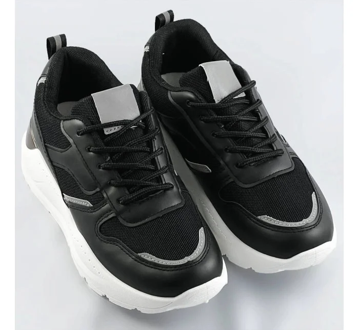 Černé dámské sneakersy model 17182456