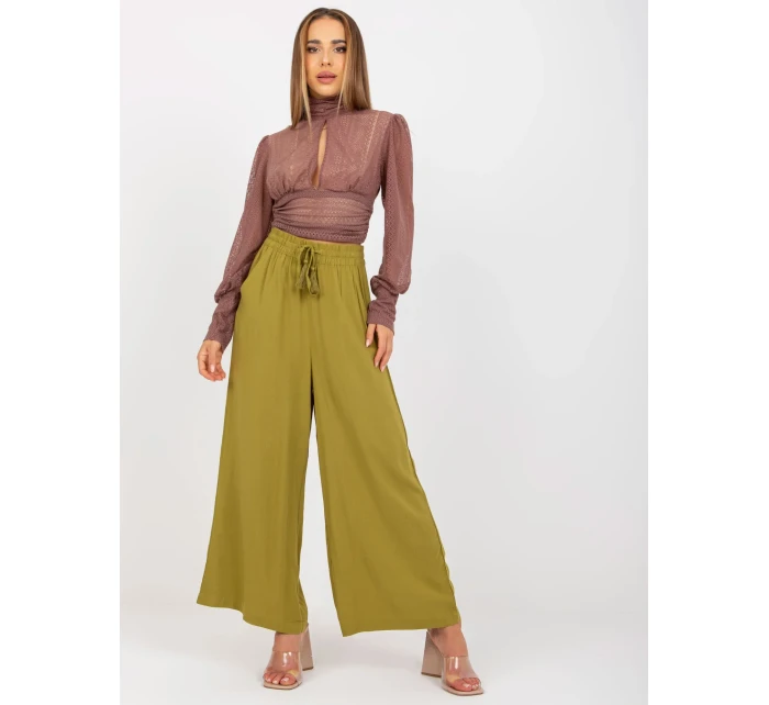 Spodnie model 21156160 oliwkowy - FPrice Spodnie model 21156160 oliwkowy - FPrice