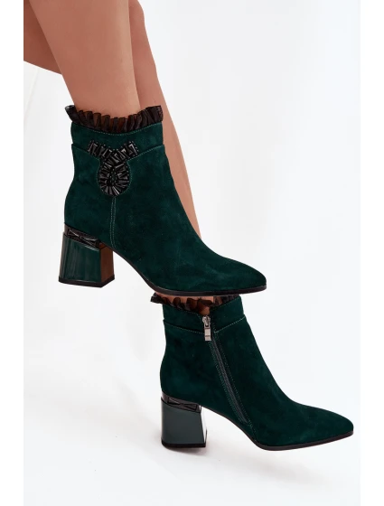 Dámske členkové topánky D&A z prírodného semišu - fľaškovo zelená Dámske členkové topánky D&A z prírodného semišu - fľaškovo zelená