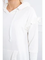 Šaty s ozdobnými volánky a kapucí ecru