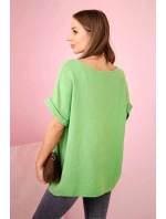 Mušelínová blúzka s olivovým náhrdelníkom Mušelínová blúzka s olivovým náhrdelníkom