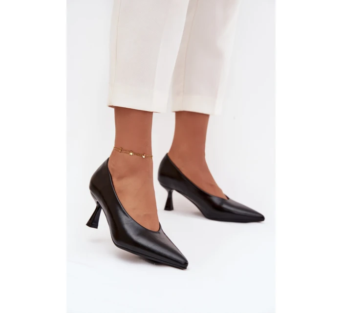 Dámske lakované lodičky na ihlovom podpätku Gavrielle - čierne Dámske lakované lodičky na ihlovom podpätku Gavrielle - čierne