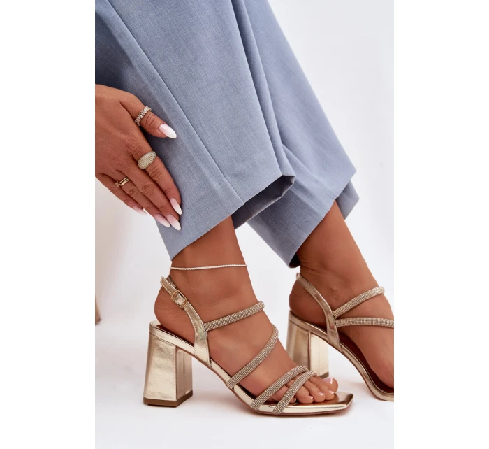 Dámské sandály na podpatku s pásky a kamínky Zlaté Brelia