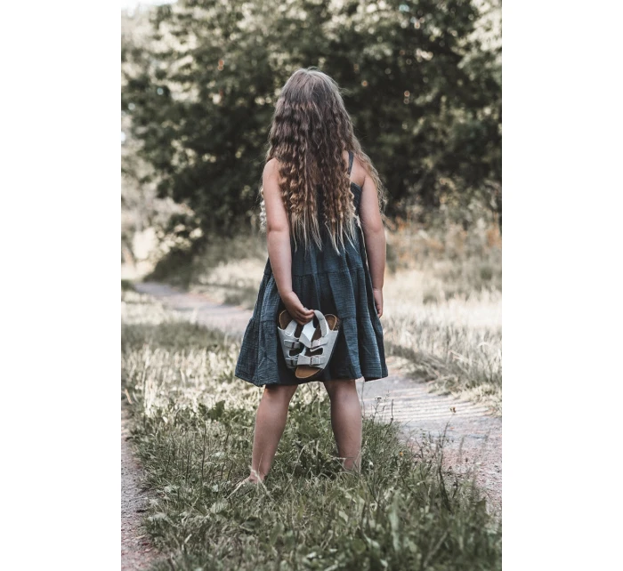 Sandałki Dziecięce Na Korkowej Platformie Zapinane Na Rzep Szare Rorria