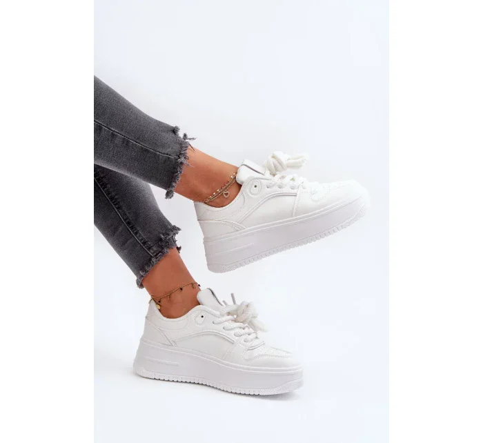 Dámske tenisky na platforme Vhisper z eko kože Dámske tenisky na platforme Vhisper z eko kože