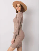 Šaty RV SK model 14974327 tmavě lila - FPrice Šaty RV SK model 14974327 tmavě lila - FPrice