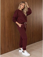 Dámská tepláková souprava „Masełko“ v bordové barvě od FashionStreet AY1235 Dámská tepláková souprava „Masełko“ v bordové barvě od FashionStreet AY1235