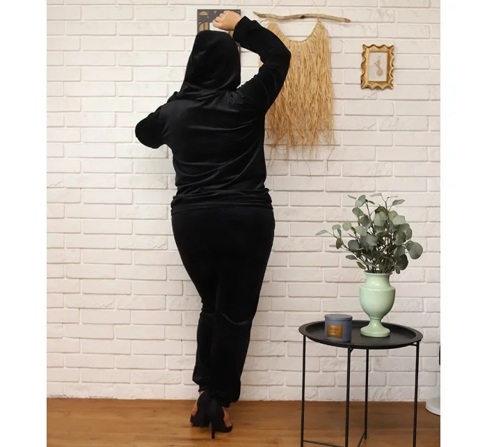 Čierna dámska tepláková súprava plus size s kapucňou na zips (8216)