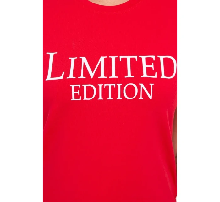 Limitovaná edícia červenej blúzky