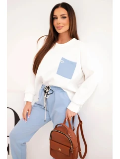 Dámska maslová súprava s kontrastným vreckom modrej farby