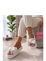 Žabky na platforme model 227266 Solea