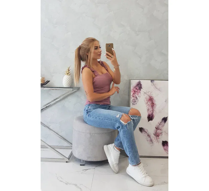 Tmavo ružová nariasená blúzka bez ramienok