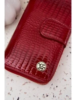 Lakovaná dámska peňaženka s reliéfom a zlatými detailmi Evlinne - červená