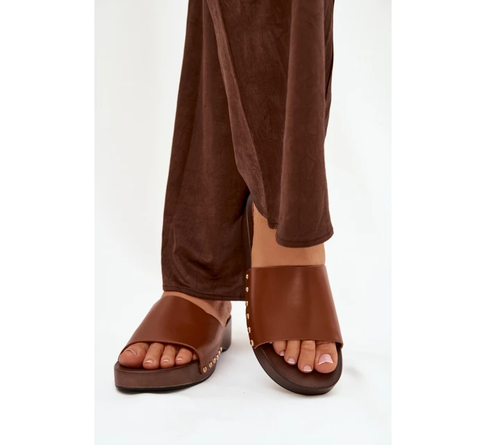 Dámské pantofle s přezkami Camel Terissa Dámské pantofle s přezkami Camel Terissa