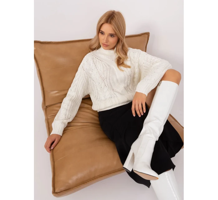 Sweter AT SW model 18900708 ecru - FPrice Sweter AT SW model 18900708 ecru - FPrice