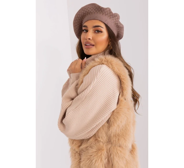 Model rádia 208244 AT Model rádia 208244 AT