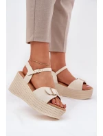 Sandały Damskie Na Koturnie Z Klamrą Beżowe Liniella Sandały Damskie Na Koturnie Z Klamrą Beżowe Liniella