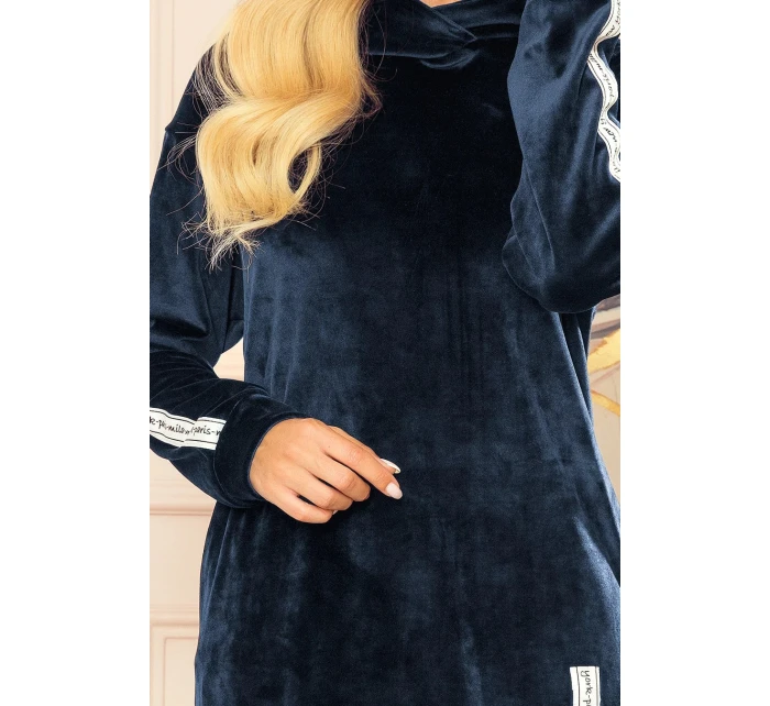 Dámské šaty model 17176885 - numoco Dámské šaty model 17176885 - numoco