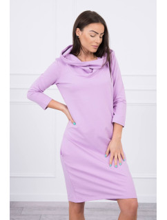 Šaty s kapucňou a vreckami vo fialovej farbe