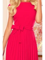 LILA - Plisované dámske šaty v malinovej farbe s krátkymi rukávmi 311-5 LILA - Plisované dámske šaty v malinovej farbe s krátkymi rukávmi 311-5