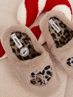 Dámske kožušinové papuče so srdcom - béžové Amandra