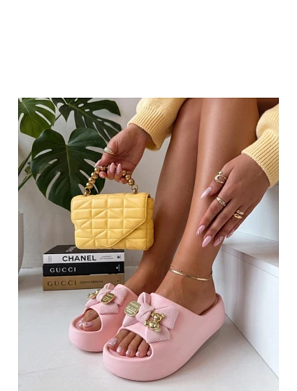 Žabky na platforme model 227253 Solea