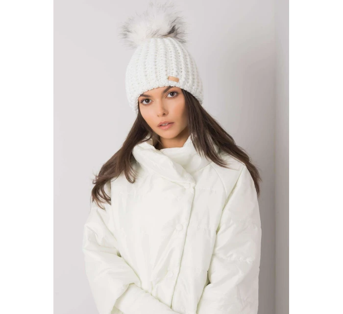 Dámska čiapka 17 biela