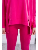 Souprava s oversize halenkou fuchsiové barvy Souprava s oversize halenkou fuchsiové barvy
