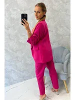 Elegantný set saka a nohavíc fuchsiovej farby