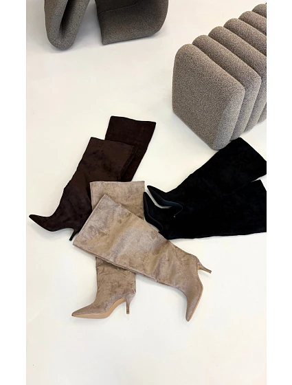 Dámské kozačky na podpatku Khaki model 22303579 - Boto Dámské kozačky na podpatku Khaki model 22303579 - Boto