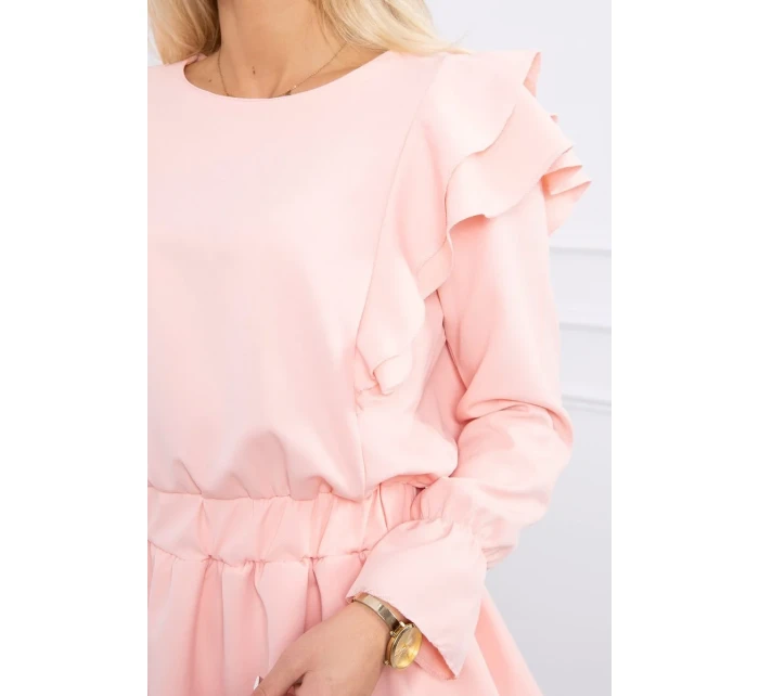 Šaty se model 18745688 volány světle pudrově růžové - K-Fashion Šaty se model 18745688 volány světle pudrově růžové - K-Fashion