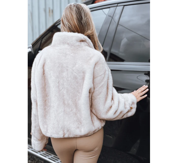 FashionStreet dámsky krátky biely kožuch TY5250