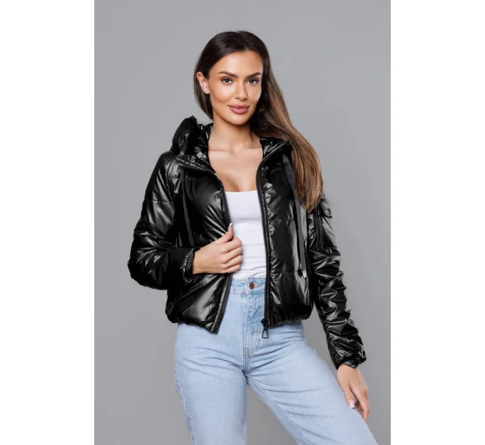 Krátka čierna dámska bunda (B8138-1)