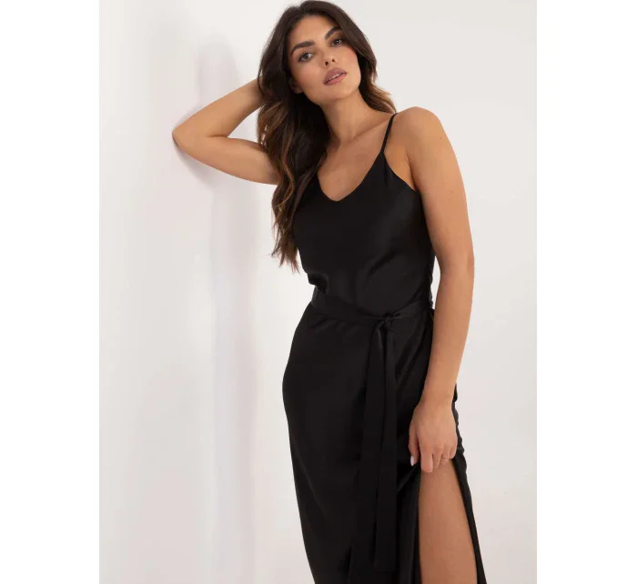 Šaty LK SK model 20556831 černá - FPrice