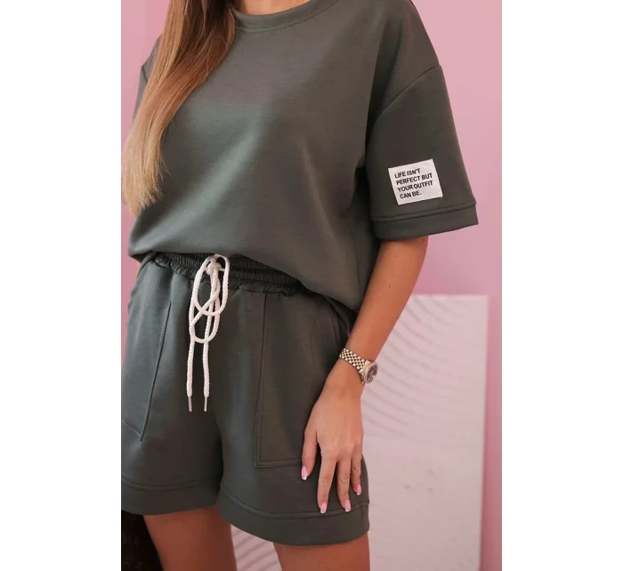 Dámská máslová souprava s šortkami s vysokým pasem khaki Dámská máslová souprava s šortkami s vysokým pasem khaki