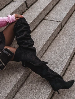 Nazouvací dámské kozačky na jehlovém podpatku černé model 21713418 - Boto