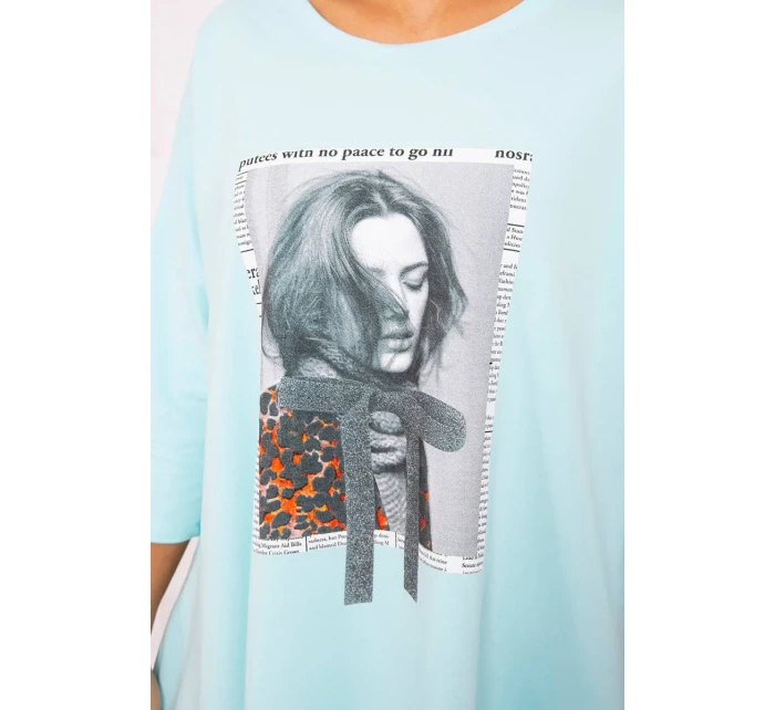 Šaty s potiskem a model 18744339 spodní částí mint - K-Fashion Šaty s potiskem a model 18744339 spodní částí mint - K-Fashion