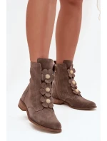 Zamszowe Botki Damskie Z Ozdobnymi Kwiatkami Zazoo 3085 Ciemnobeżowe