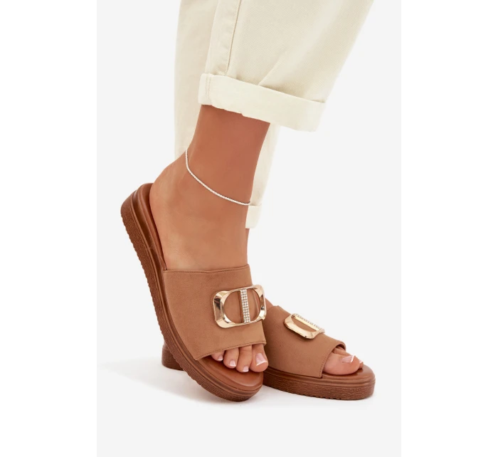 Dámské pantofle s zlatým detailem Camel model 22027934 - Boto