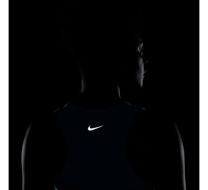 Tričko Nike Dri-Fit One Fitted Crop W FN2806 345